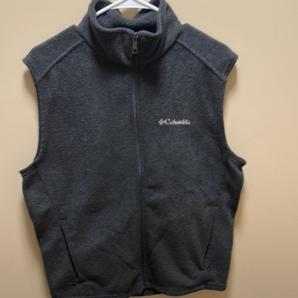 Columbia Charcoal Fleece Vest
